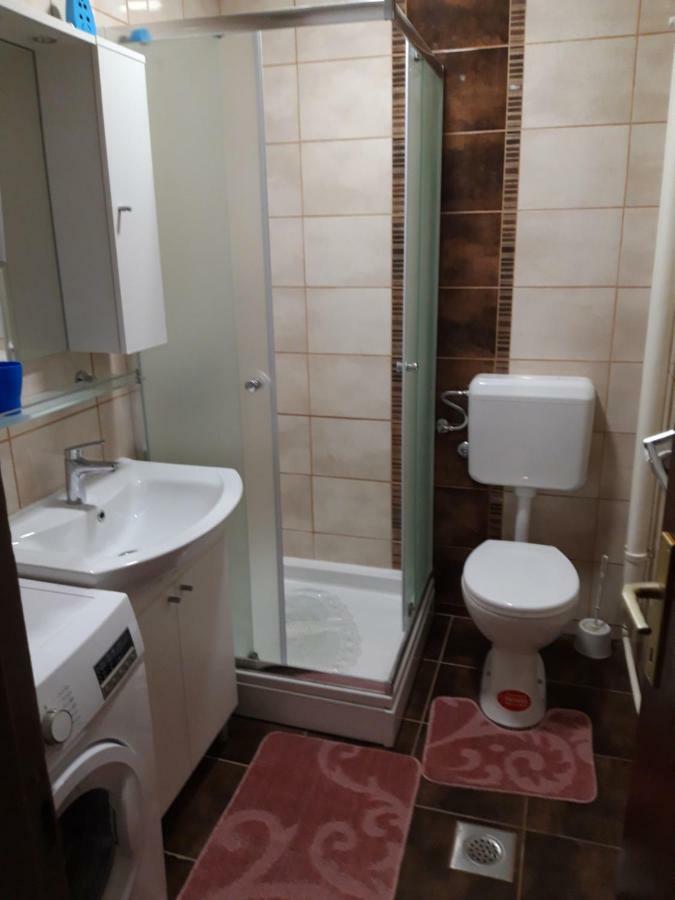 Apartman Centros Osijek Zewnętrze zdjęcie