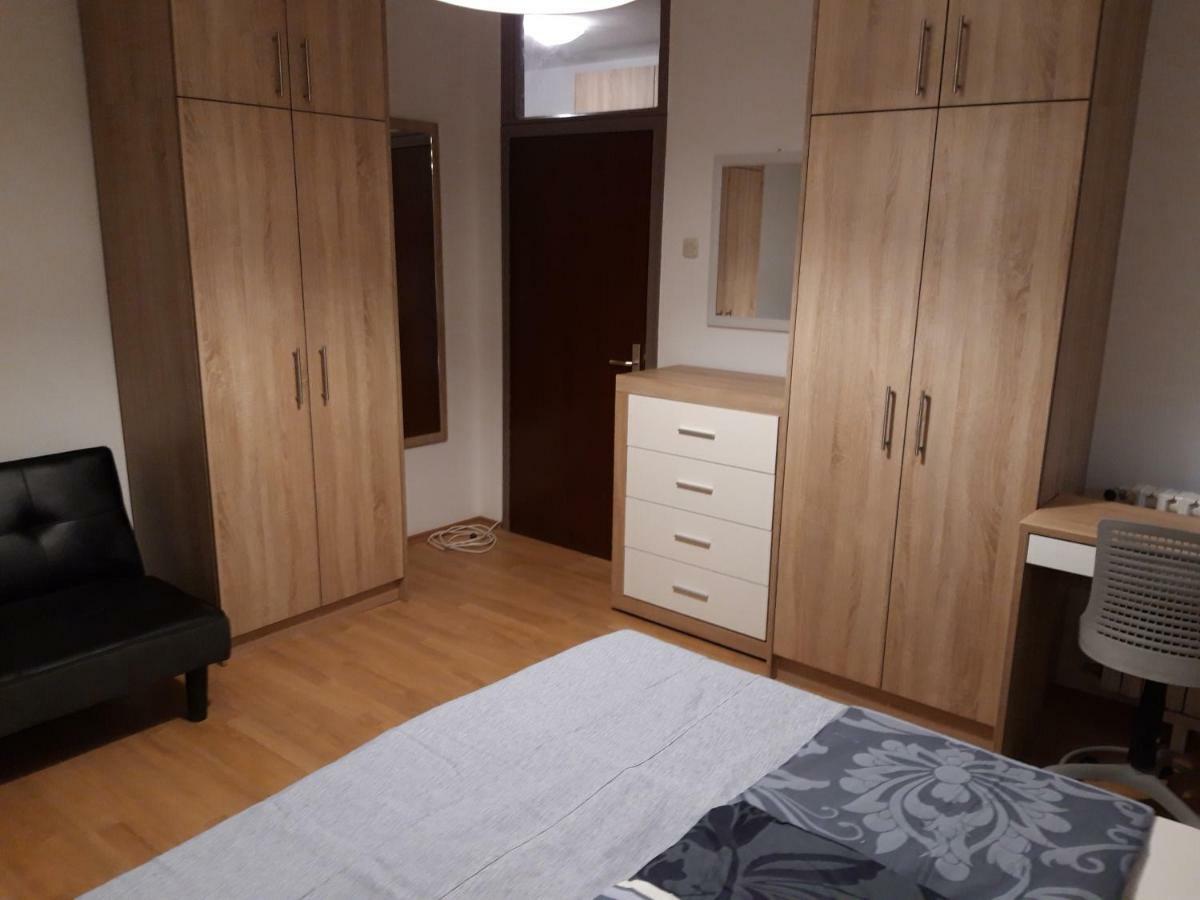 Apartman Centros Osijek Zewnętrze zdjęcie